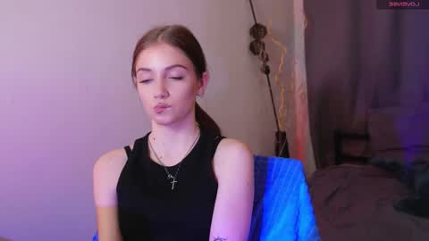 Snapshot of fieryimage chatting on September 28, 11:19 am Lexy online show from September 28, 11:19 am