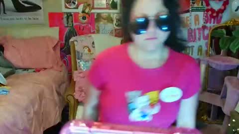 fieryminx67 online show from February 1, 4:20 am