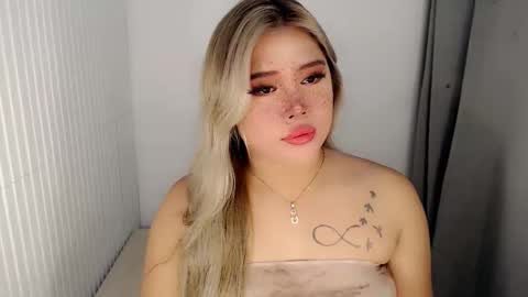  Angela  DONT FORGET TO FOLLOW AND GIVE ME APPRECIATION online show from November 10, 4:04 am