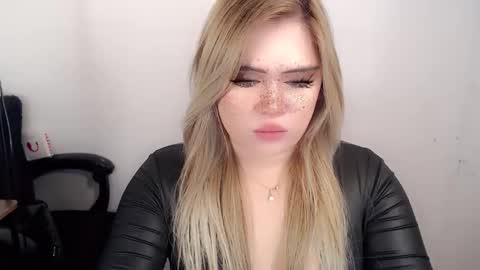  Angela  DONT FORGET TO FOLLOW AND GIVE ME APPRECIATION online show from September 20, 2:47 am