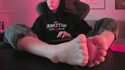 Snapshot of filipinaadams chatting on March 1, 2:26 am cap and Lana  online show from March 1, 2:26 am