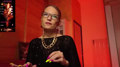 Lady online show from January 14, 6:16 pm