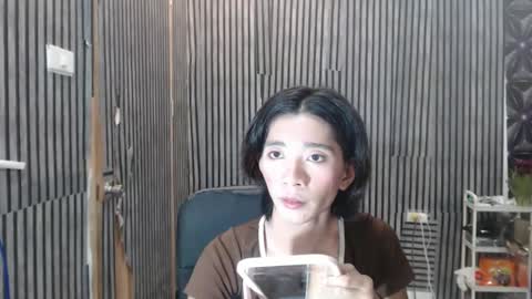 fiona908995 online show from April 30, 8:57 pm