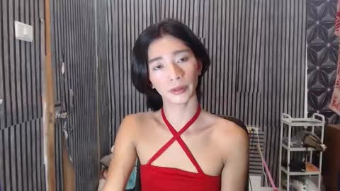 fiona908995 online show from May 6, 10:43 am
