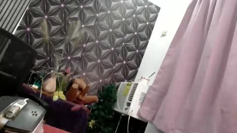 fiona908995 online show from March 13, 11:46 am