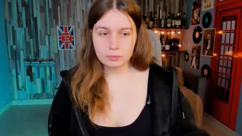 fiora online show from January 17, 5:39 am