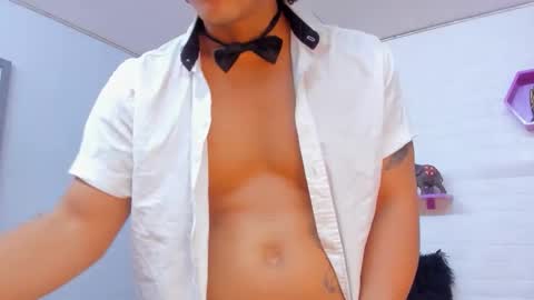 fire_boy69 online show from October 31, 5:46 pm