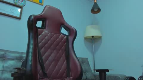 fire_boy69 online show from December 19, 5:30 pm