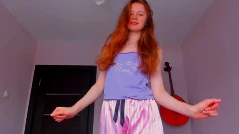 fire_luna online show from December 11, 10:47 am