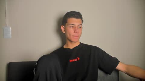 Nicolas online show from January 13, 1:19 pm