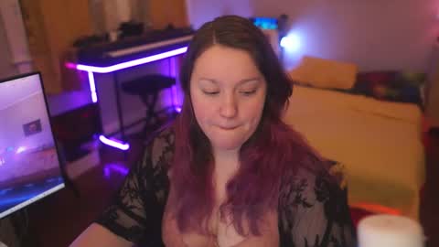 Lio Roxy online show from December 4, 7:30 am