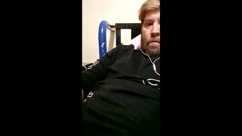 fitaussiemale online show from March 2, 3:52 pm