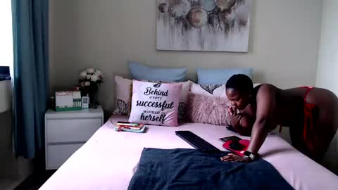 fitblair66_ online show from April 2, 1:51 pm