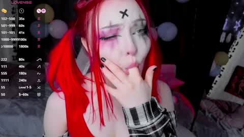 Sophie online show from April 6, 4:10 am