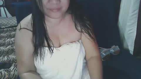 Snapshot of flirtymistressx chatting on February 26, 6:40 am FlirtyMistressX online show from February 26, 6:40 am