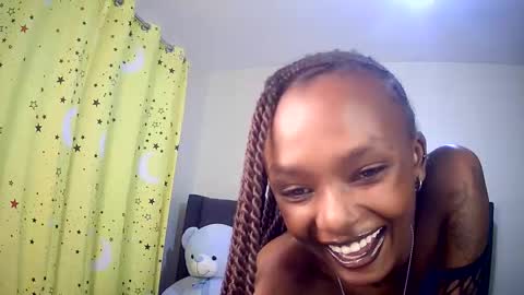 Snapshot of flirtyy_sheery chatting on September 22, 5:50 pm sheery online show from September 22, 5:50 pm