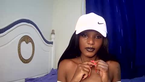 Snapshot of flirtyy_sheery chatting on February 19, 8:22 am sheery online show from February 19, 8:22 am