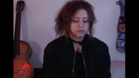 flor3citarockera online show from May 8, 3:17 pm