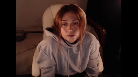 flor3citarockera online show from March 10, 11:36 am