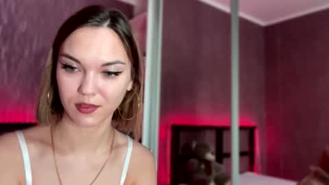 Flora online show from January 8, 3:40 pm