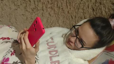Snapshot of flowercandydoll chatting on February 14, 6:29 pm say meow and send tip  online show from February 14, 6:29 pm