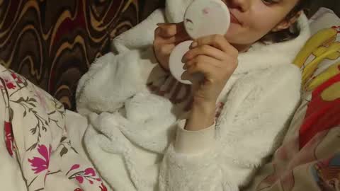 Snapshot of flowercandydoll chatting on February 24, 10:14 pm say meow and send tip  online show from February 24, 10:14 pm