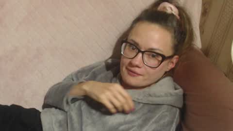 say meow and send tip  online show from November 6, 7:06 pm