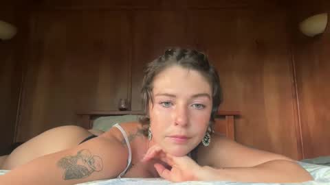 Flowergirl online show from January 26, 3:27 am