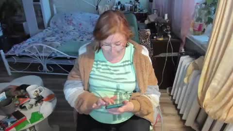 Flowerlower online show from May 29, 6:28 pm