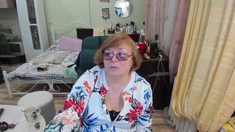 Flowerlower online show from March 10, 6:34 pm