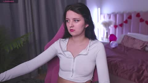 LilLisa online show from February 8, 11:46 am