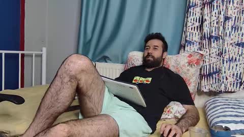 Fly online show from December 1, 7:56 pm