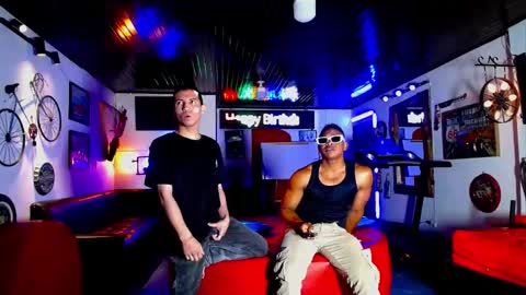 flyckers online show from May 29, 12:14 pm