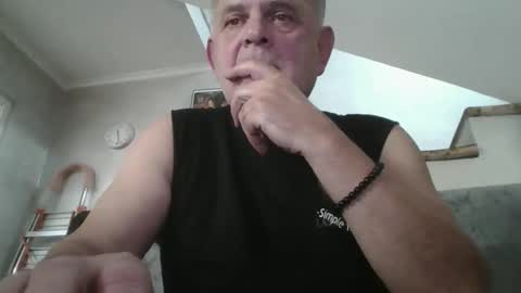 fofodi online show from October 26, 7:24 pm