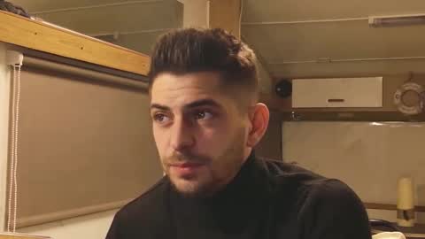 independent model online show from March 1, 6:34 pm