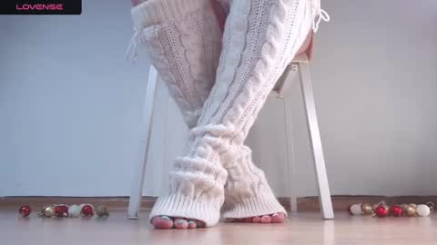 Sandy online show from December 25, 12:47 pm