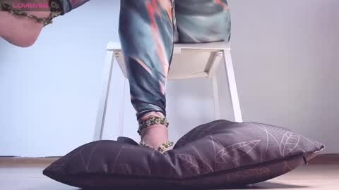 Sandy online show from February 4, 10:10 am