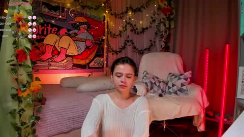     online show from December 4, 8:39 am