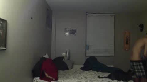 forlorndog online show from April 4, 8:10 am