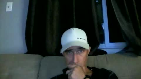 fouraide42 online show from February 24, 1:30 am