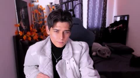 Foxicfu online show from November 26, 9:06 am