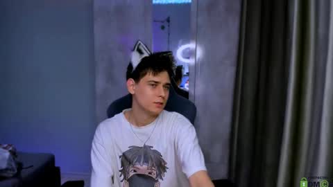 Foxicfu online show from February 16, 3:38 pm