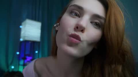 Eva online show from December 14, 8:04 pm