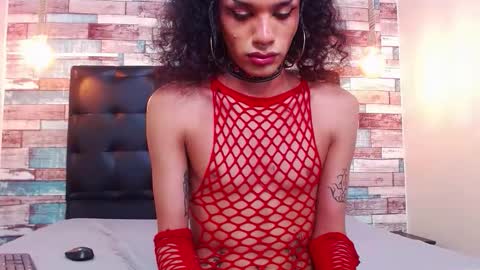 Ella online show from January 10, 5:40 pm