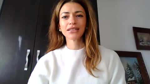 Adela - Single mom. 40 y online show from November 25, 7:51 am