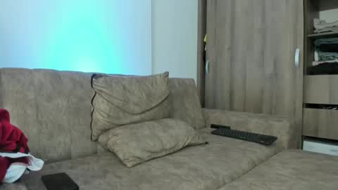 IM FRAIDER online show from November 15, 5:25 pm