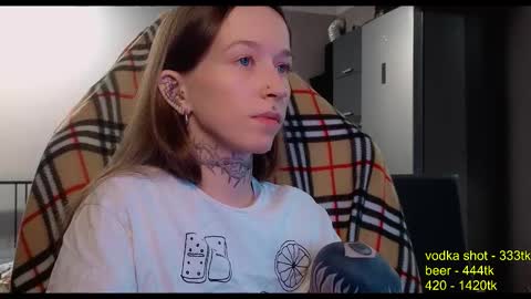 fran_bow online show from October 16, 6:02 am