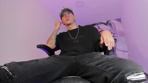 Fran online show from November 25, 4:44 am