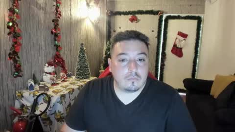 Juan online show from December 2, 9:34 pm