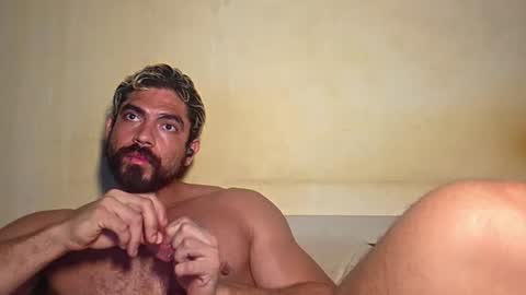 frank_flirt0615 online show from July 1, 4:43 am